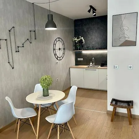 Apartmán Garden Appt - 40m2 Terrace, Free Garrage Parking Bratislava