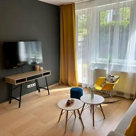 Apartmán Garden Appt - 40m2 Terrace, Free Garrage Parking *