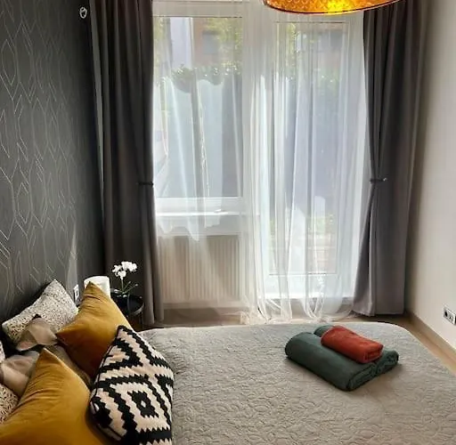 Garden Appt - 40m2 Terrace, Garrage Parking Appartement *